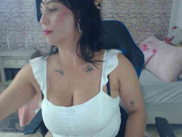 AlissonTyler AlissonTyler