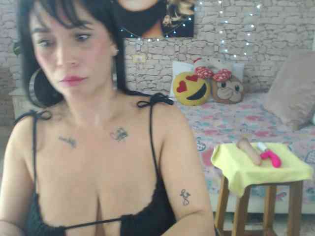 AlissonTyler webcam