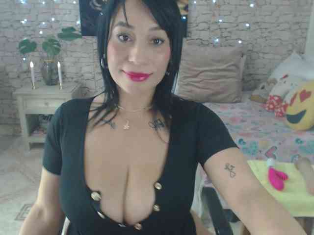AlissonTyler webcam