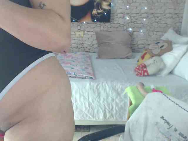 AlissonTyler webcam