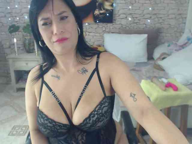 AlissonTyler webcam