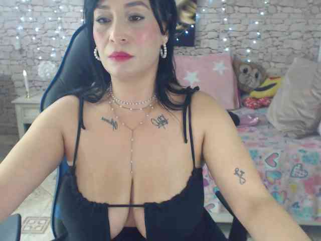 AlissonTyler AlissonTyler