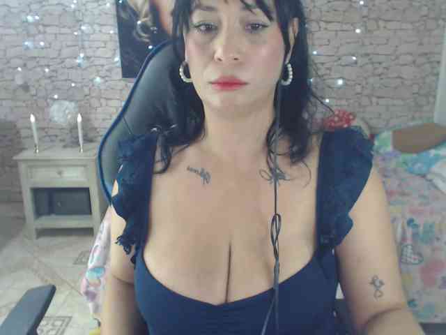 AlissonTyler AlissonTyler