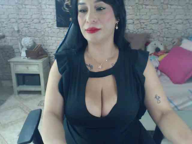 AlissonTyler webcam