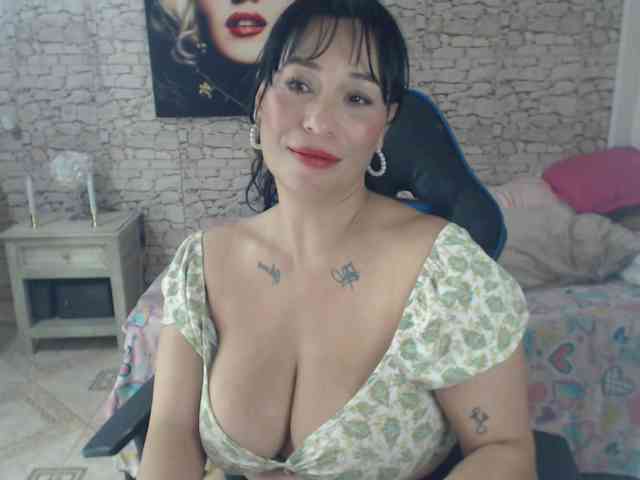 AlissonTyler AlissonTyler