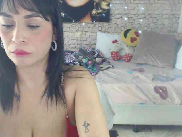 AlissonTyler webcam