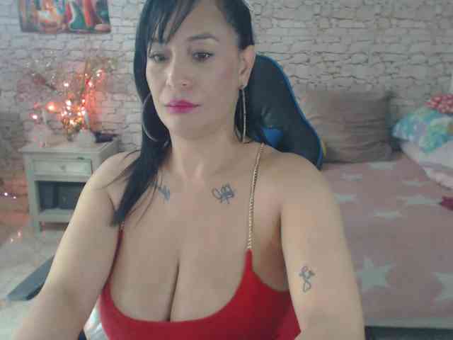 AlissonTyler AlissonTyler