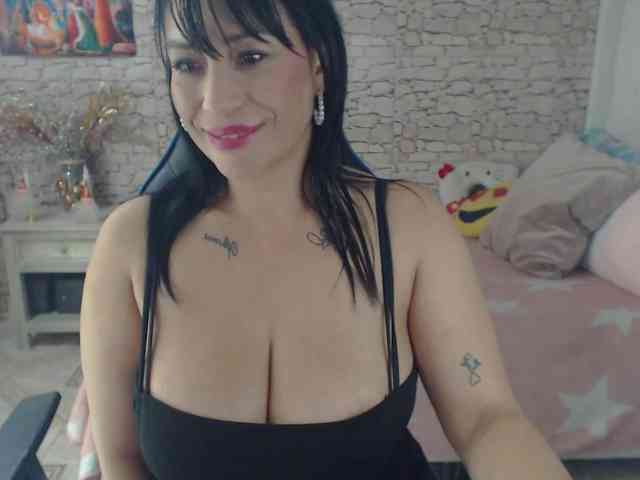 AlissonTyler AlissonTyler