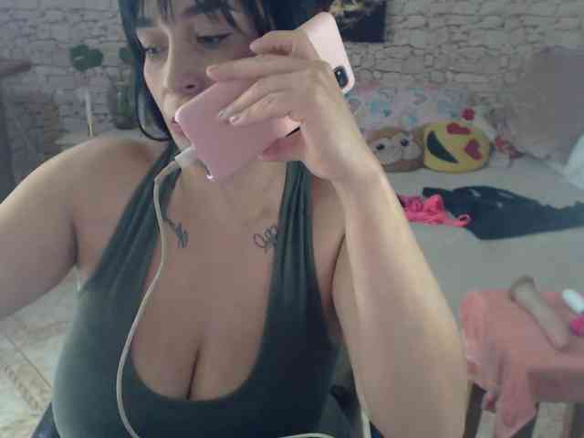 AlissonTyler webcam