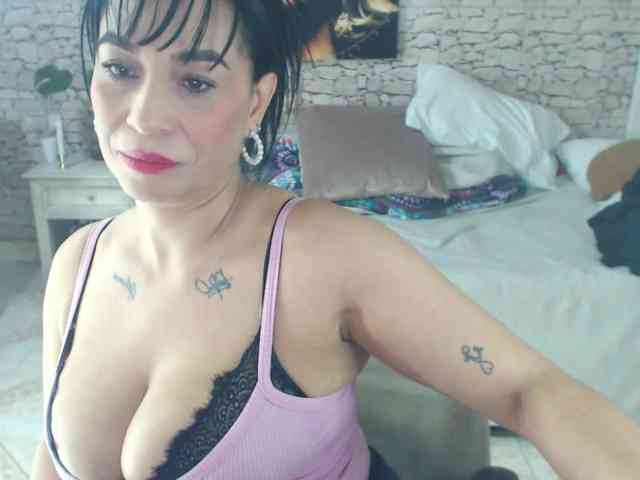 AlissonTyler webcam