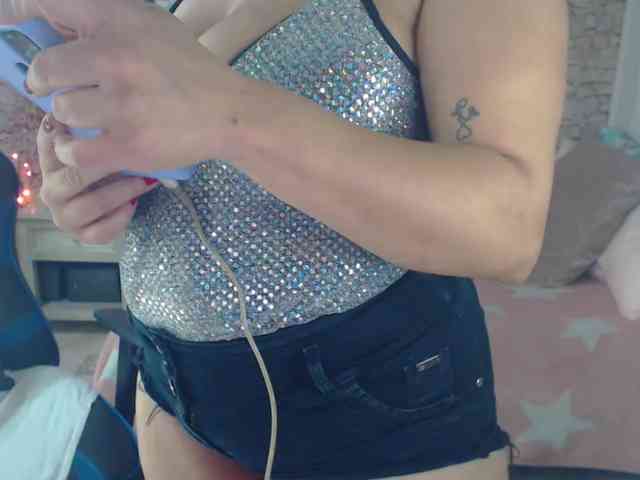 AlissonTyler AlissonTyler