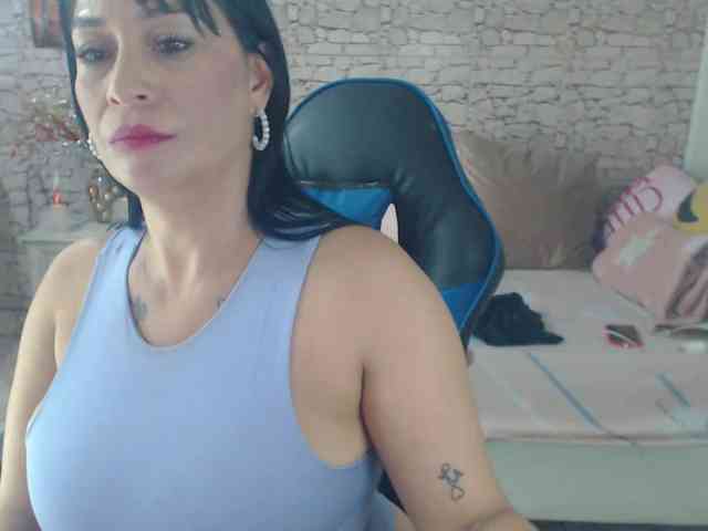 AlissonTyler AlissonTyler