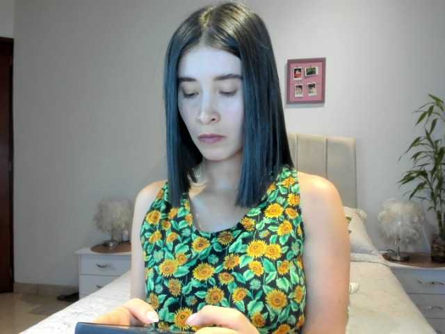 macarena-60's BongaCams show and profile