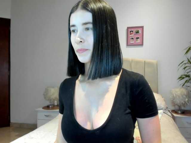 macarena-60's BongaCams show and profile