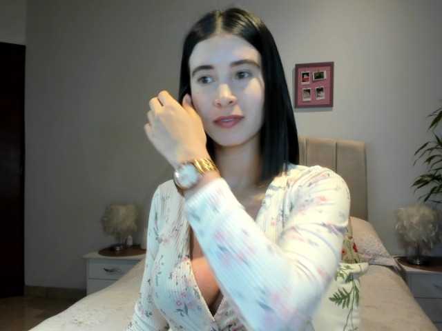 macarena-60's BongaCams show and profile