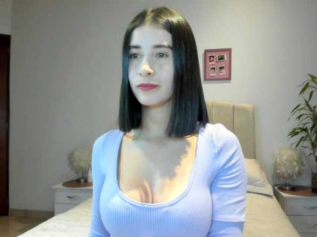 macarena-60's BongaCams show and profile