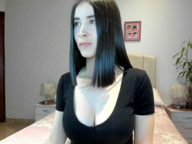 macarena-60's BongaCams show and profile