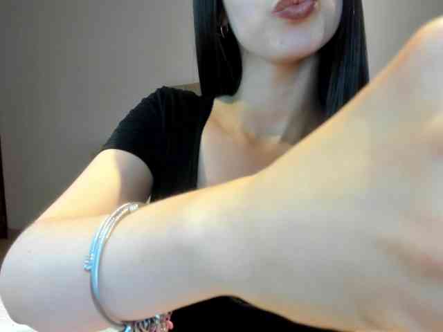 macarena-60 Live Webcam on BongaCams