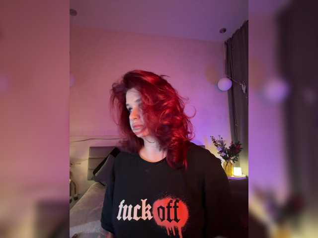 WhoreMira's BongaCams show and profile