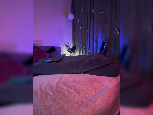 WhoreMira's BongaCams show and profile