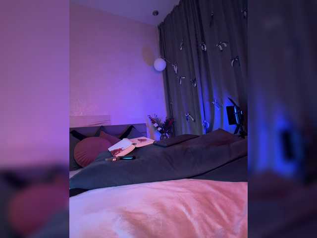 WhoreMira's BongaCams show and profile