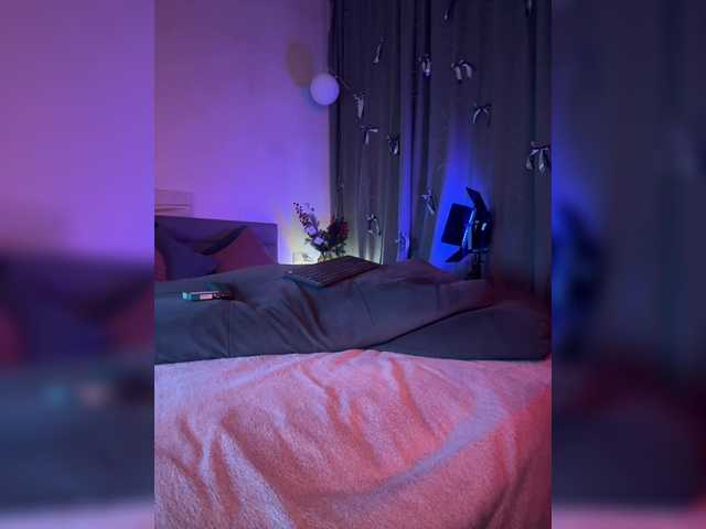 WhoreMira's BongaCams show and profile