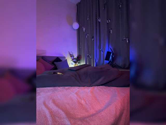 WhoreMira's BongaCams show and profile