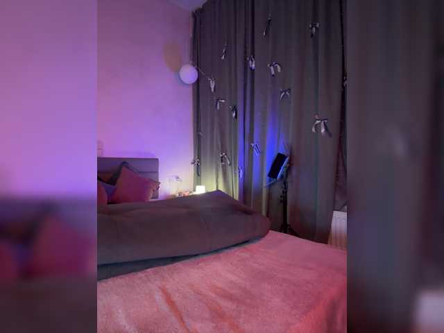 WhoreMira's BongaCams show and profile