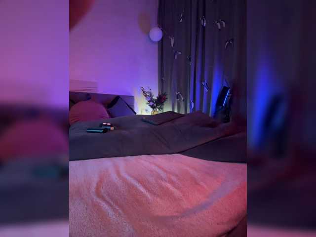 WhoreMira's BongaCams show and profile