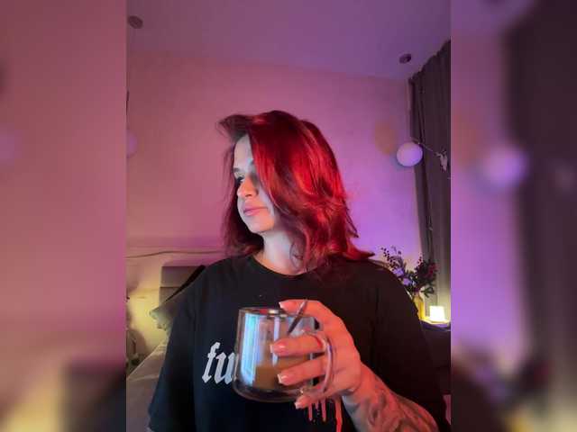 WhoreMira's BongaCams show and profile