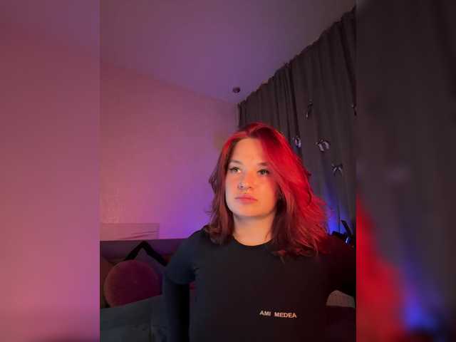 WhoreMira's BongaCams show and profile