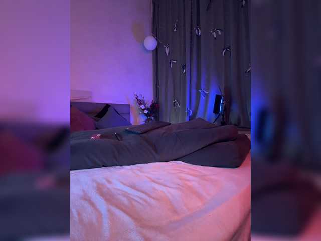 WhoreMira's BongaCams show and profile