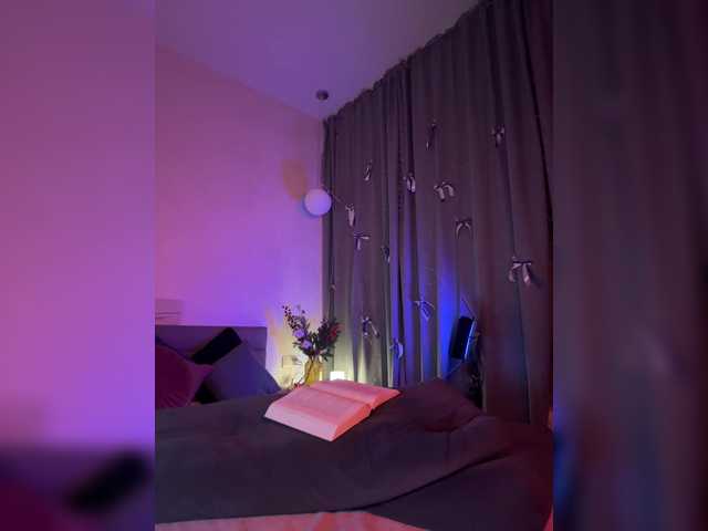 WhoreMira's BongaCams show and profile