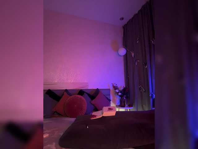 WhoreMira's BongaCams show and profile