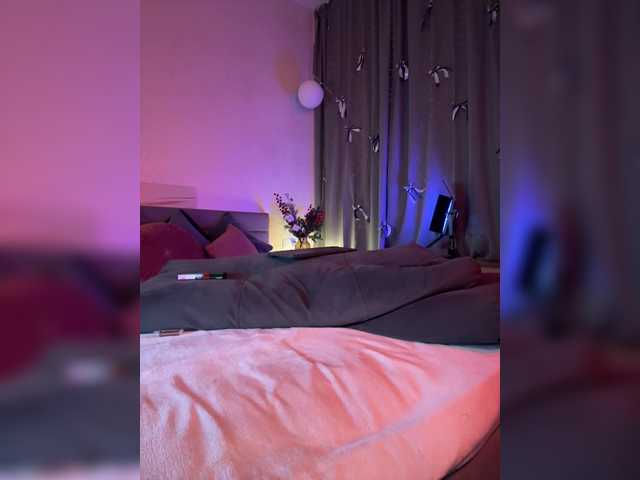 видео WhoreMira