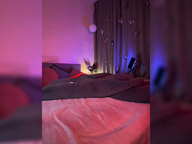 WhoreMira's BongaCams show and profile