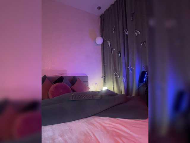 WhoreMira's BongaCams show and profile