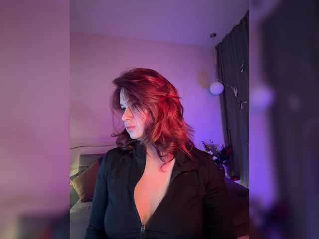 WhoreMira's BongaCams show and profile