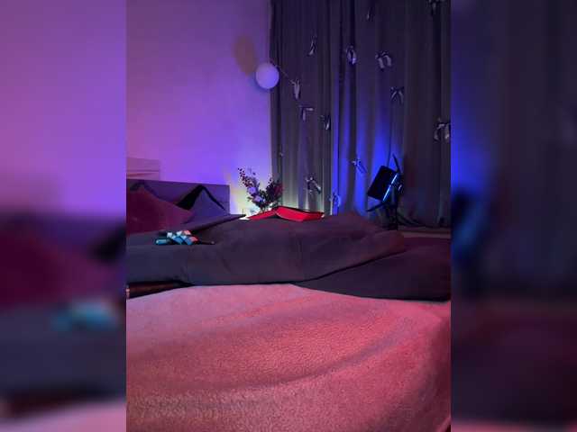 WhoreMira's BongaCams show and profile