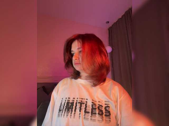 WhoreMira's BongaCams show and profile