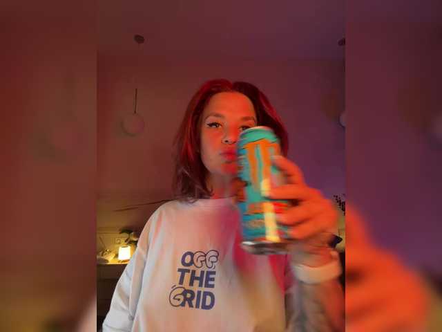 WhoreMira's BongaCams show and profile