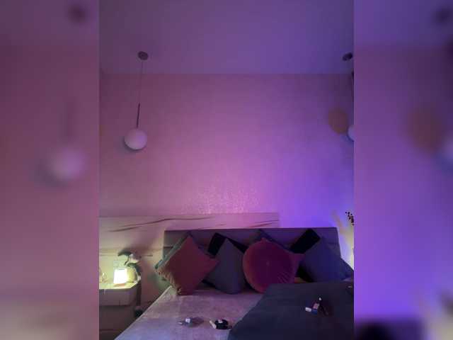 WhoreMira's BongaCams show and profile