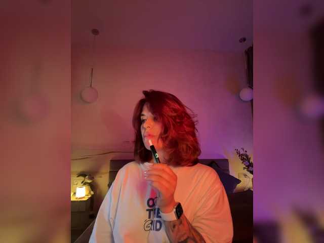 WhoreMira's BongaCams show and profile