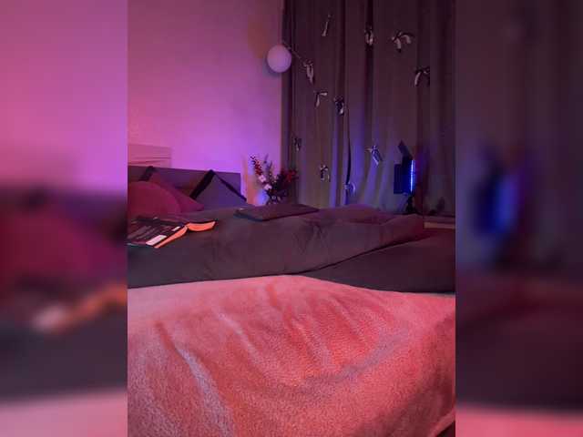 WhoreMira's BongaCams show and profile