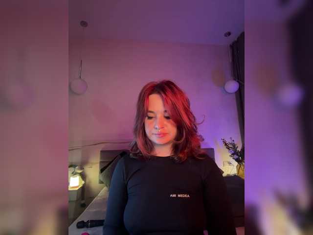 WhoreMira's BongaCams show and profile