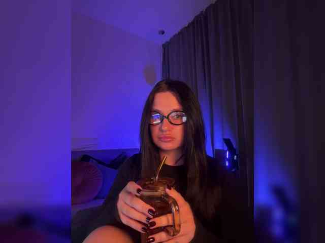 naked chat WhoreMira