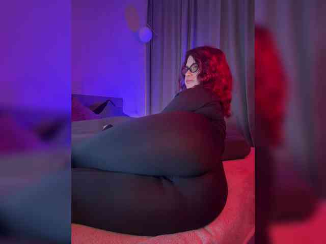 WhoreMira bongacams