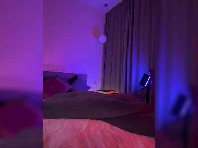 WhoreMira Live Webcam on BongaCams