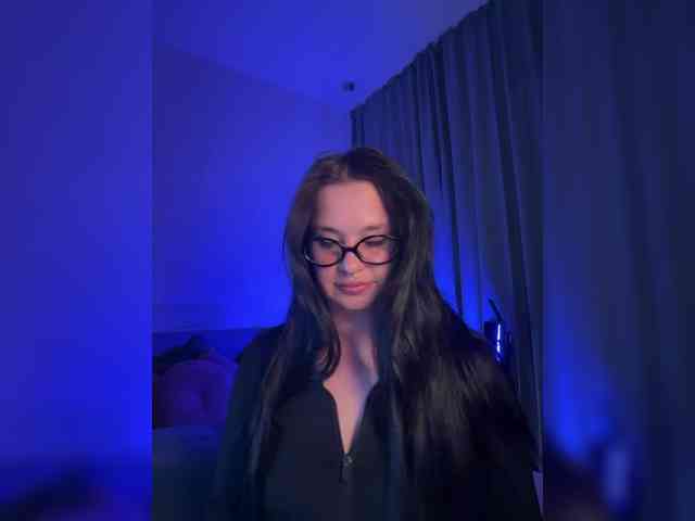 WhoreMira Live Webcam on BongaCams