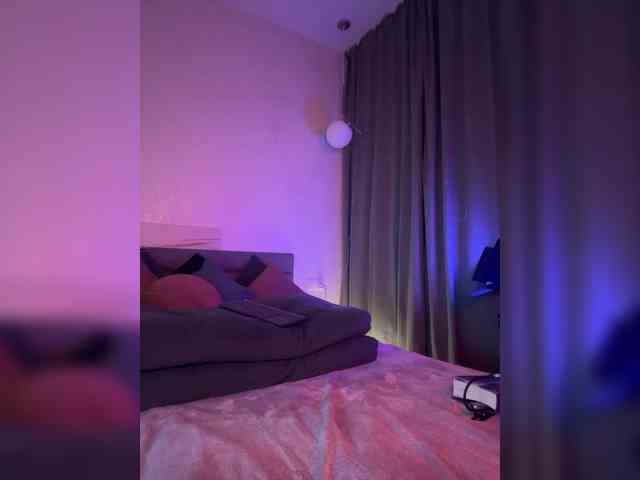 WhoreMira Live Webcam on BongaCams